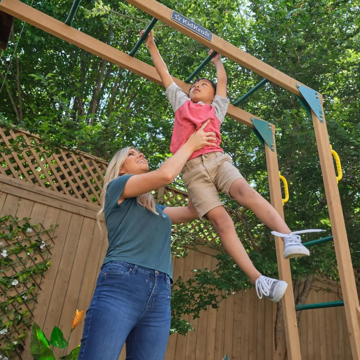 Hangout Hideaway Clubhouse Playset